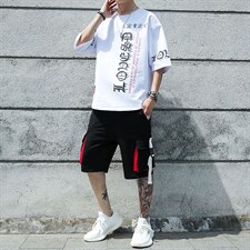 白色