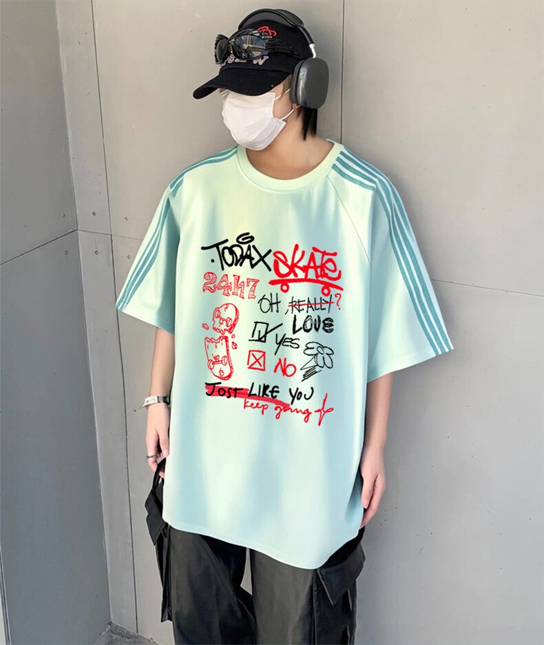 抖音得物品质二开240克宽松纯棉美式潮牌印花三条杠中性风短袖T恤,男装T恤,电商A486