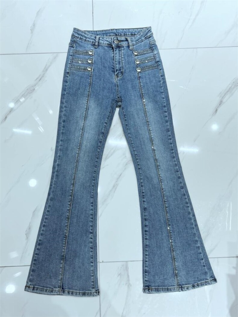 高档烫钻牛仔裤，女装牛仔裤，雪儿诱惑