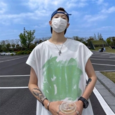 白色