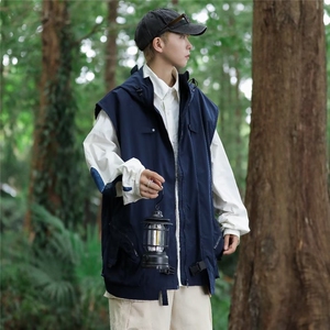 日系潮牌背心马甲连帽工装夹克男简约帅气穿搭户外机能风坎肩外套图片