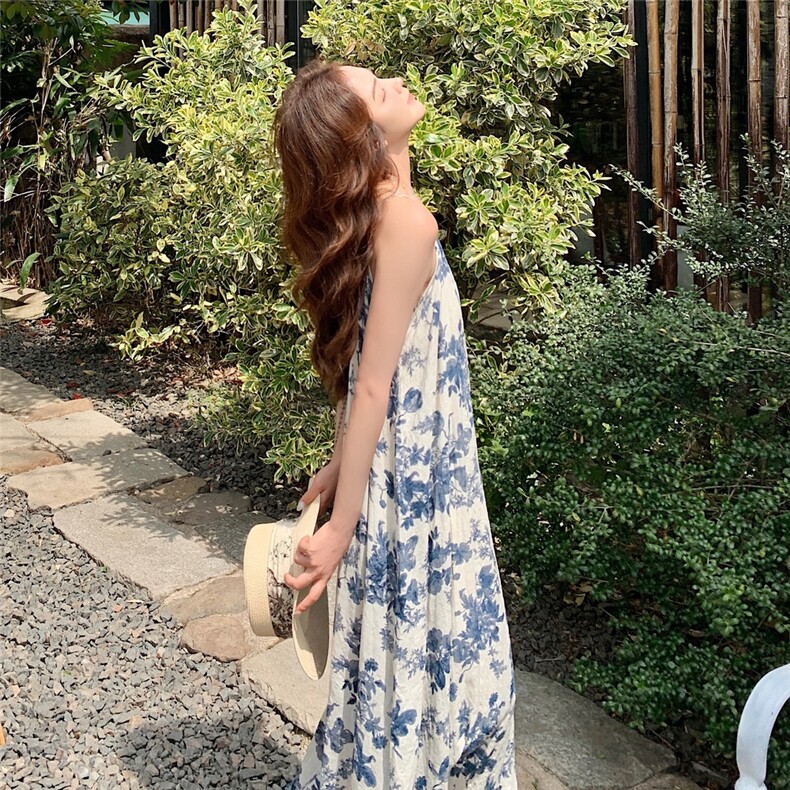 2025年夏季水墨植物花卉吊带连衣裙可爱甜美文艺复古印花裙,女装连衣裙,诺蝶