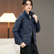 2023冬装新款时尚百搭潮流气质短款休闲减龄小个子羽绒服外套女，女装羽绒服，丽影随形