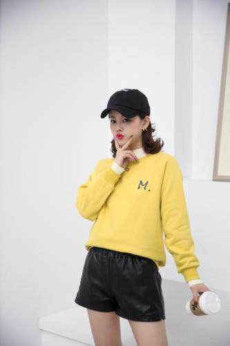 米娜·丹怡 MNDY100695