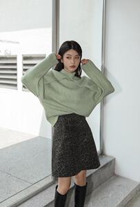 有些看似很简单的衣服，造型感真的很棒yyds图片