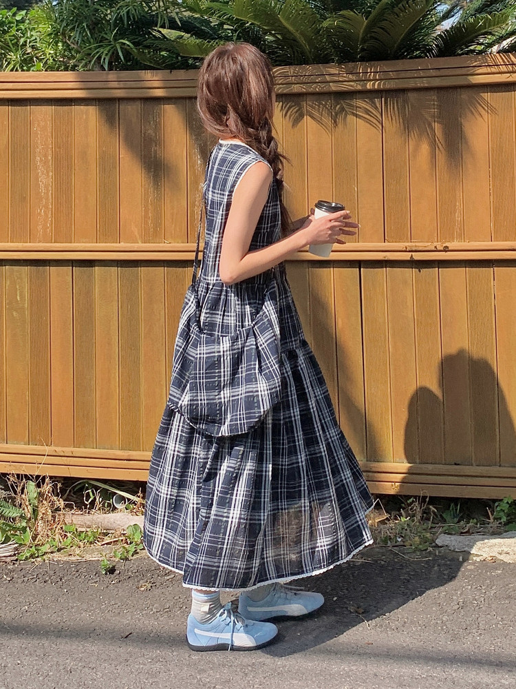 2025年夏季文艺复古宽松腰蛋糕裙时尚潮流,女装连衣裙,诺蝶