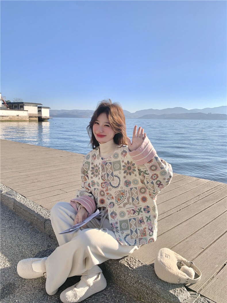 26新款【现货】大货已出！！重工刺绣外套2612-P195-K318,女装短外套,2D034