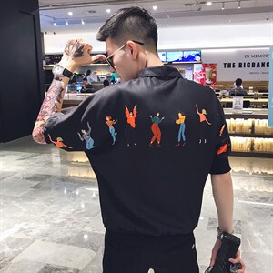 2026夏 跳舞图案蝙蝠袖宽松套头五分袖衬衣男C053/P55控78图片