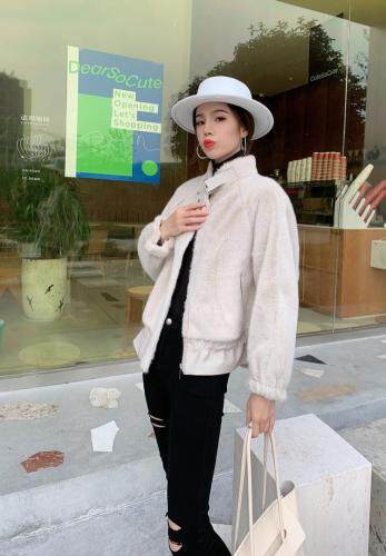 现货皮毛一体欧貂，女装，有声有色