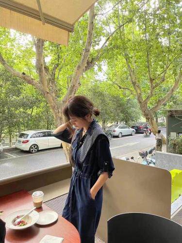 【现货】披肩减龄牛仔连衣裙，女装连衣裙，秋水月亮