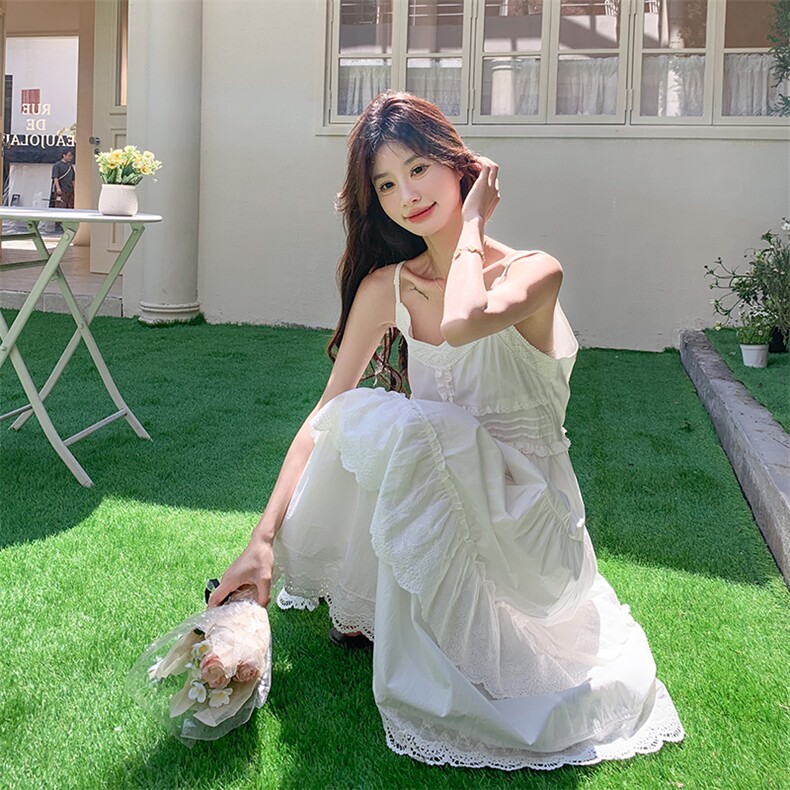 法式温柔风白色吊带连衣裙女2025夏季新款度假风直筒显瘦V领长裙,女装连衣裙,浙宝276（原081）