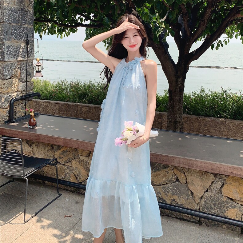 超好看蓝色立体碎花挂脖吊带连衣裙女夏2025新款独特漂亮绝美长裙,女装连衣裙,2C273