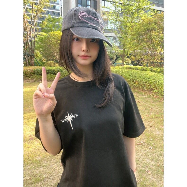 H0913-P35#原版做法+订侧标+胶章+刺绣+麂皮绒面料短袖T恤,女装T恤,星座617A-2