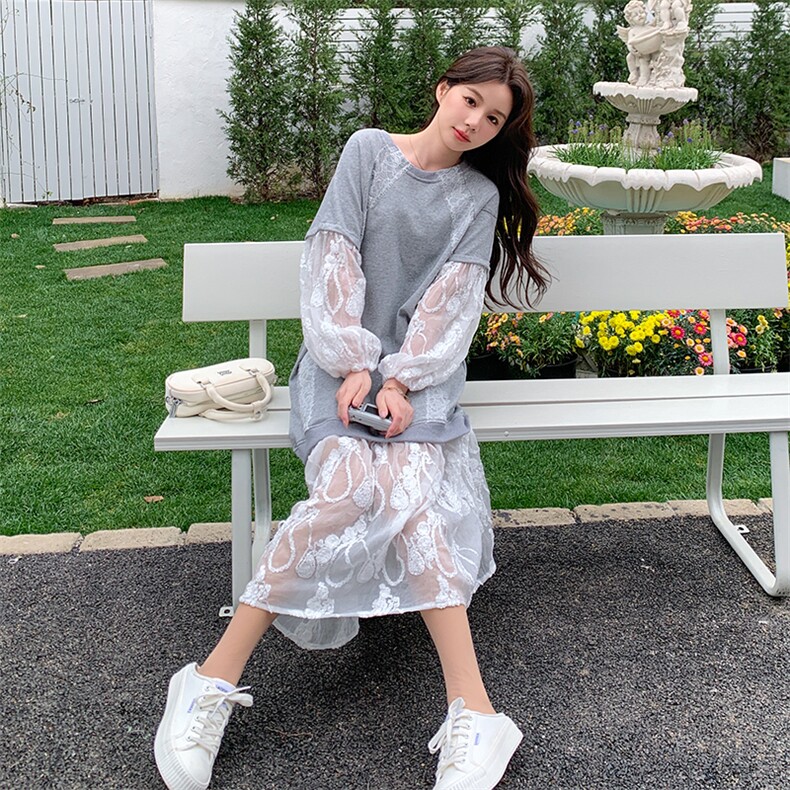 灰色蕾丝拼接假两件连衣裙女2025春季新款设计感超好看宽松卫衣裙图片