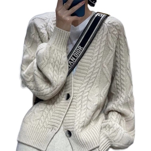 开衫女V领秋冬慵懒软糯休闲宽松保暖针织衫图片