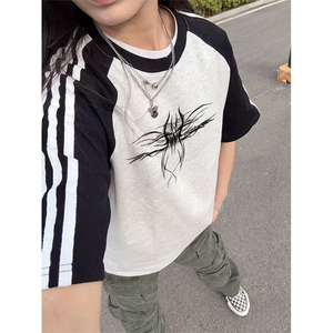 抖音得物品质二开240克宽松纯棉美式潮牌插肩三杠织带短袖T恤图片