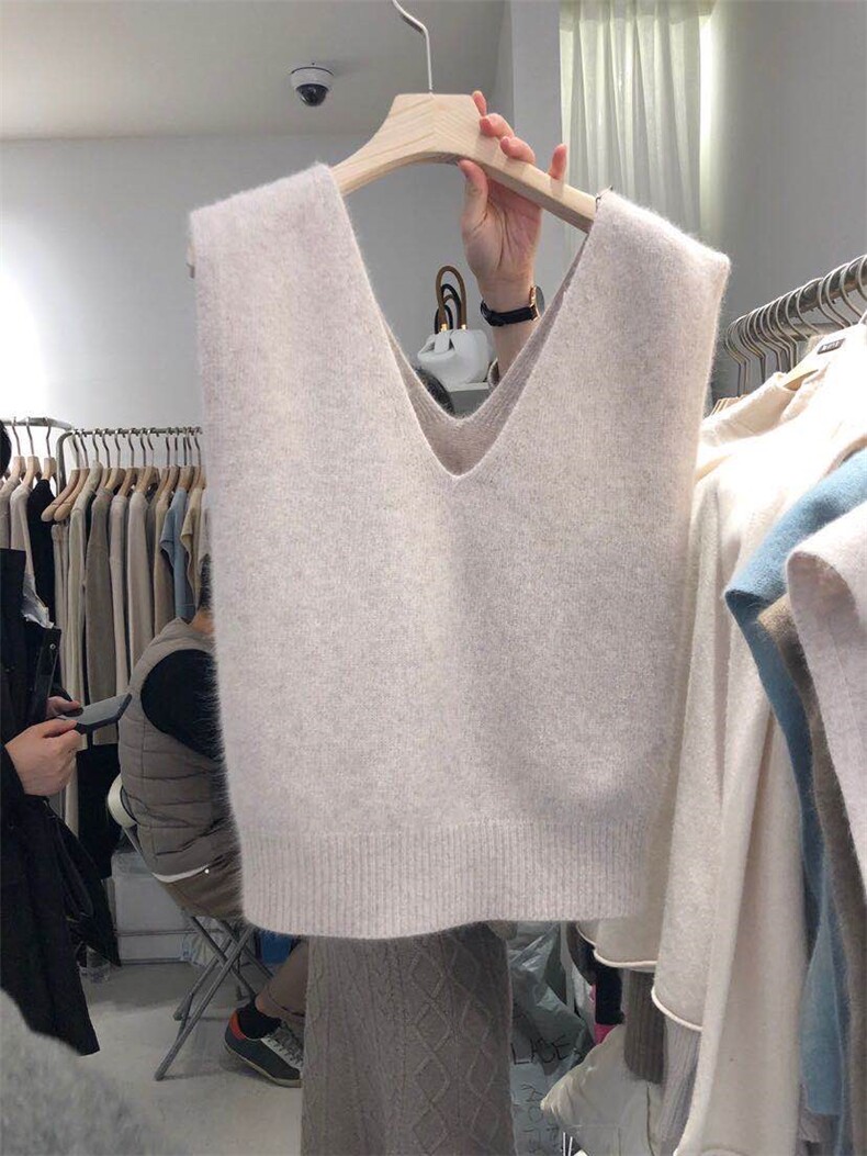 秋冬韩范宽松双V领羊毛马甲女短款简约羊绒坎肩大码针织背心外搭,女装马甲,洁纯羊绒