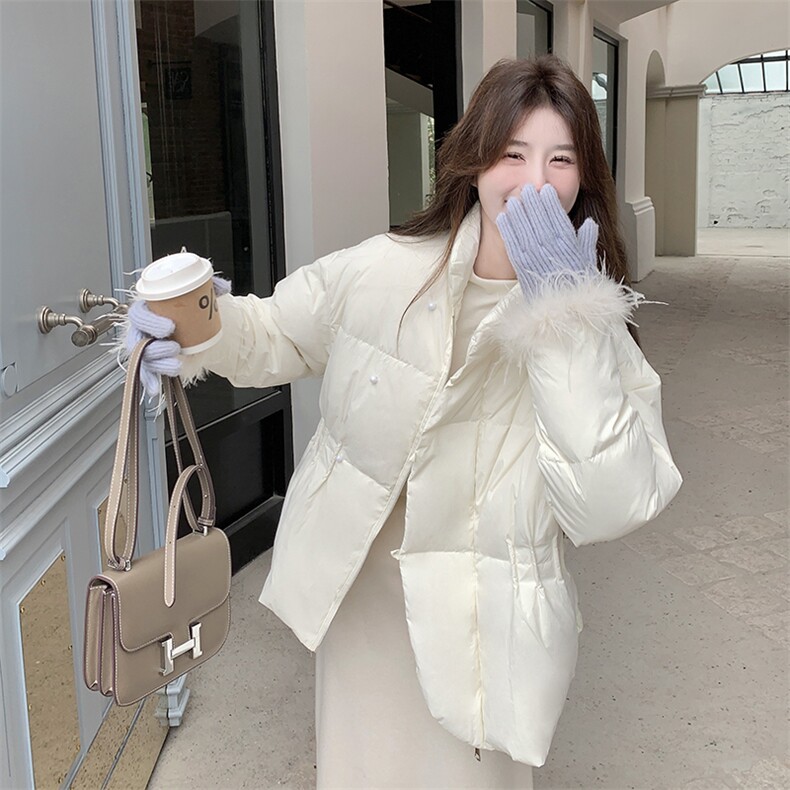 现货~~！设计感羽毛拼接长袖收腰白鸭绒外套P275 389图片