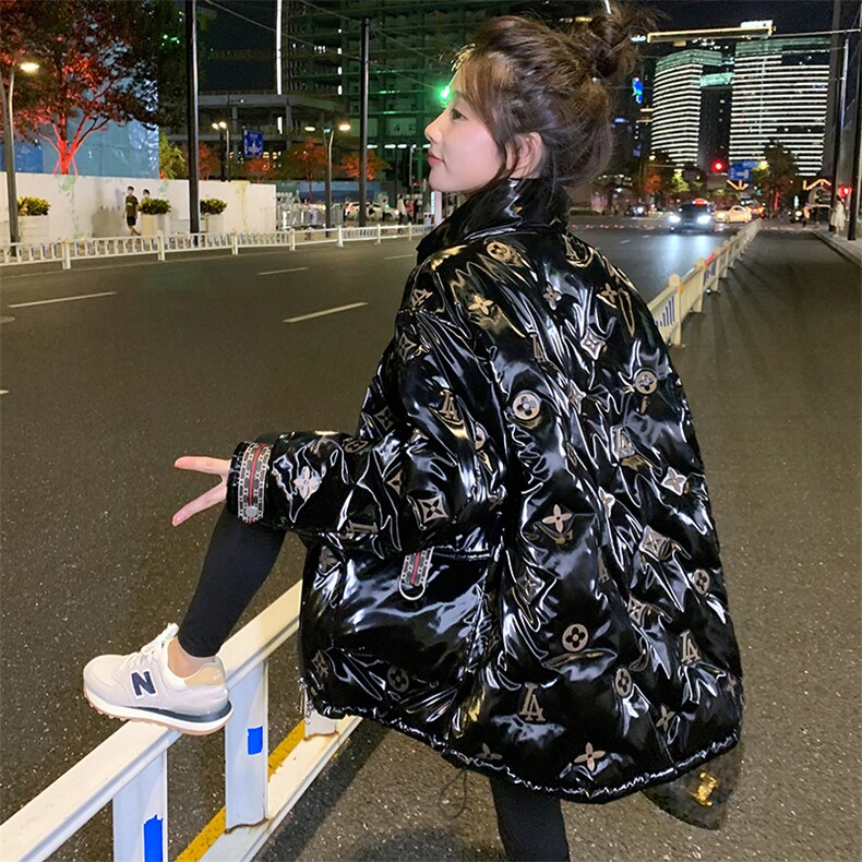 2022年冬季短款立领印花大口袋棉服外套女,女装棉衣/棉服,天丽
