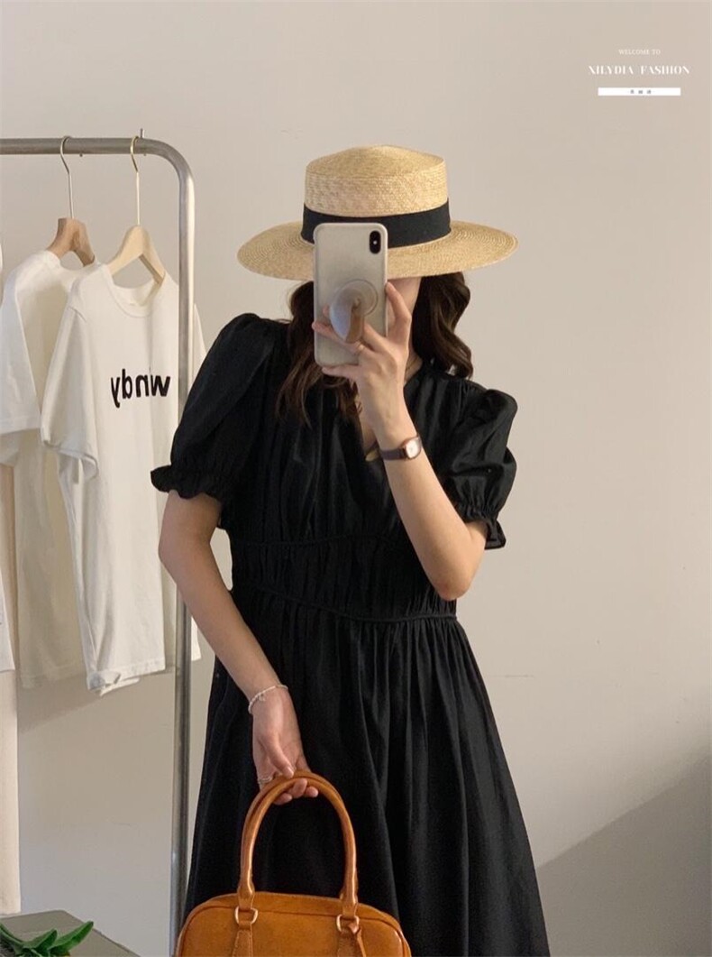 法式方领泡泡袖连衣裙夏季设计感小众温柔高级感,女装连衣裙,香丽迪1