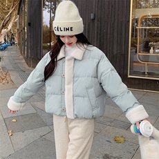 蓝色羊羔毛拼接羽绒服女短款2025冬季新款今年流行小个子保暖外套，女装羽绒服，2C090