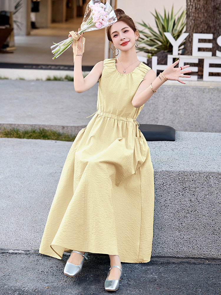 连衣裙女纯色无袖长裙休闲温柔时尚2025夏新款收腰背心裙优雅,女装连衣裙,流量+
