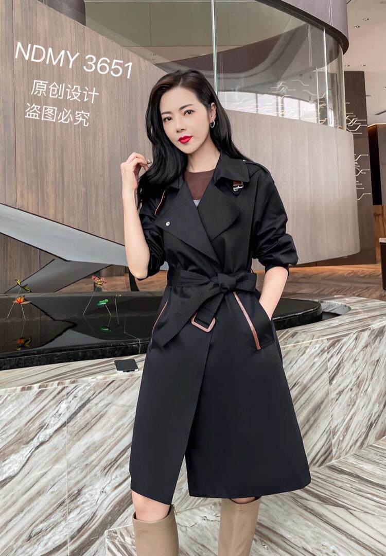 现货风衣，女装风衣，尼帝曼依