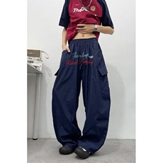 藏青色
