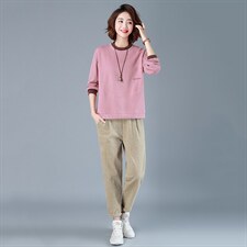 藕红色+卡其裤