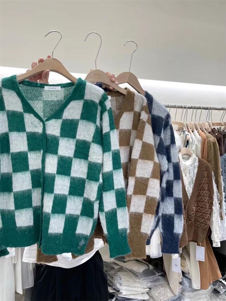 现货 抓毛棋盘格开衫，其它，东町