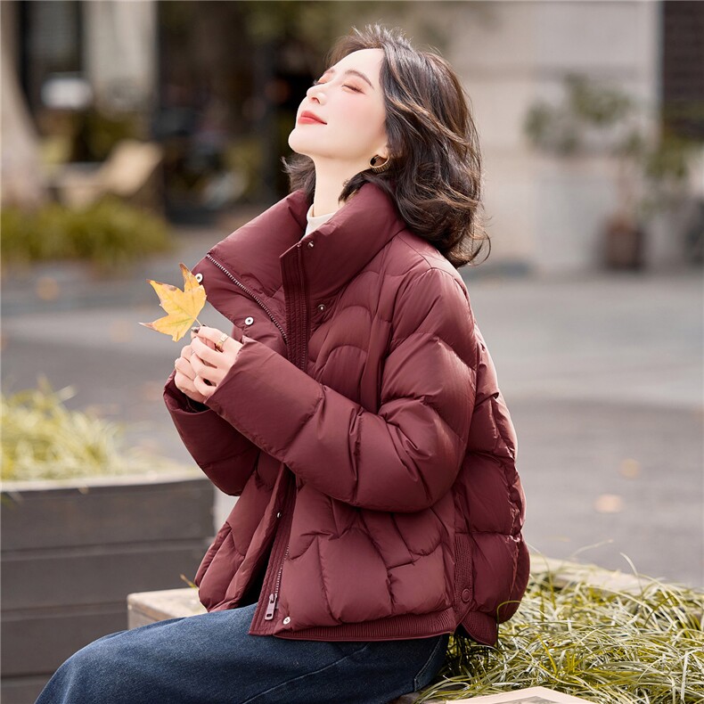 现货新款主推时尚潮流90绒羽绒服休闲冬季立领纯色女外套遮肉,女装羽绒服,璐依舞