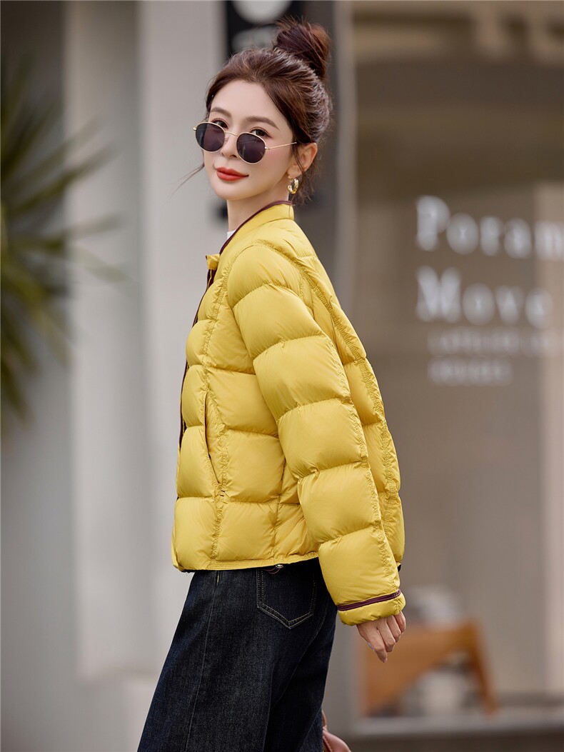 黄色时尚立领短款羽绒服女2025冬季新款宽松百搭超好看白鸭绒外套,女装羽绒服,余墨
