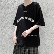 黑色