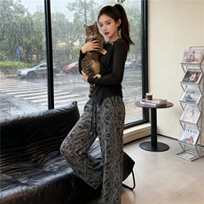 时尚简约套装女春季新款收腰显瘦圆领开叉长袖上衣阔腿长裤两件套，女装套装/套裙，江南