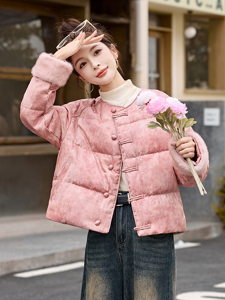 新中式国风羽绒服女2025冬季新款小个子高级感短款粉色保暖厚外套,女装羽绒服,依如秀(原杭风阁)