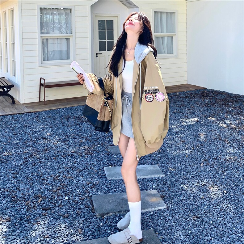针织连帽拼接工装碎花宽松卡其色外套女春秋2025新款小个子巨好看,女装短外套,2C239
