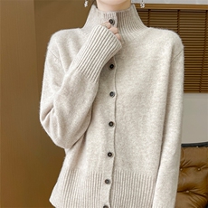 奶驼色