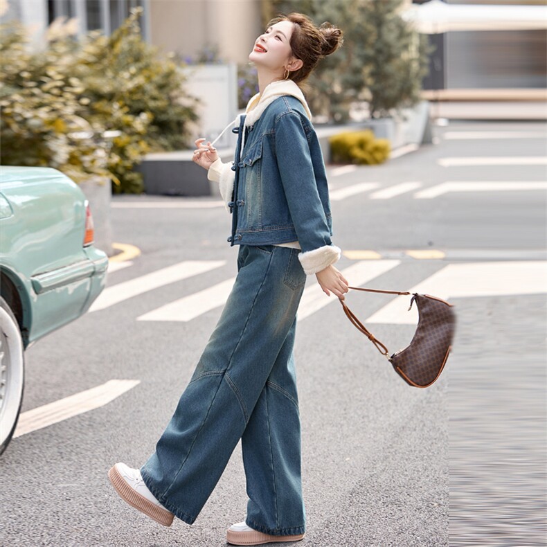 新中式羽绒牛仔时尚套装女2024冬季爆款小个子连帽休闲卫衣三件套,女装套装/套裙,欣品汇