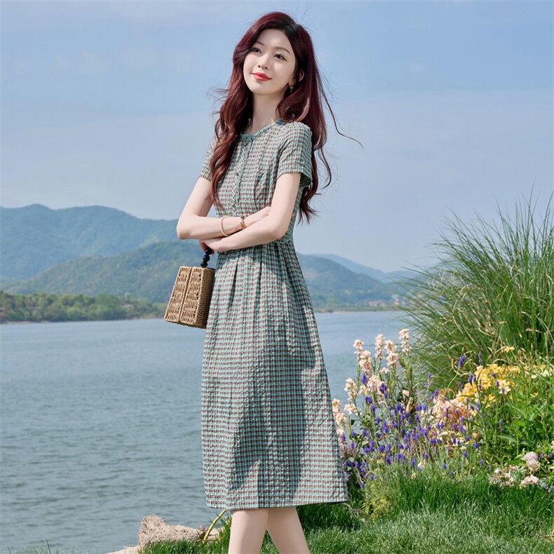时尚格子连衣裙女中长款2026夏新款高腰修身洋气减龄休闲棉麻裙子,女装连衣裙,水衣源