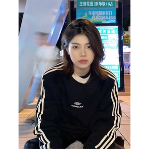 抖音得物品质 支持退换 480克宽松全棉加绒三条杠印花卫衣 A0507图片