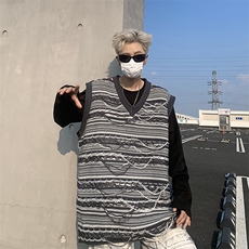灰色