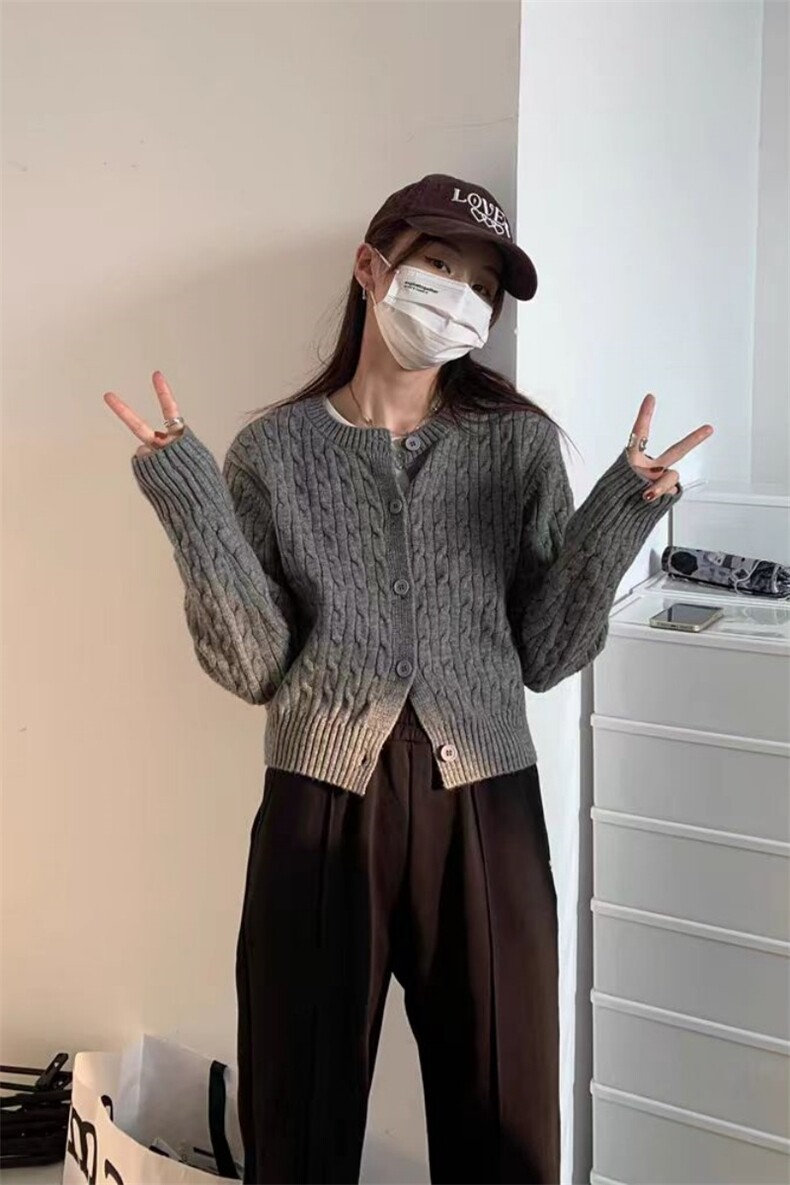 时尚百搭小麻花圆领女士羊毛开衫羊毛显瘦外套,女装羊毛衫,旭驰羊绒