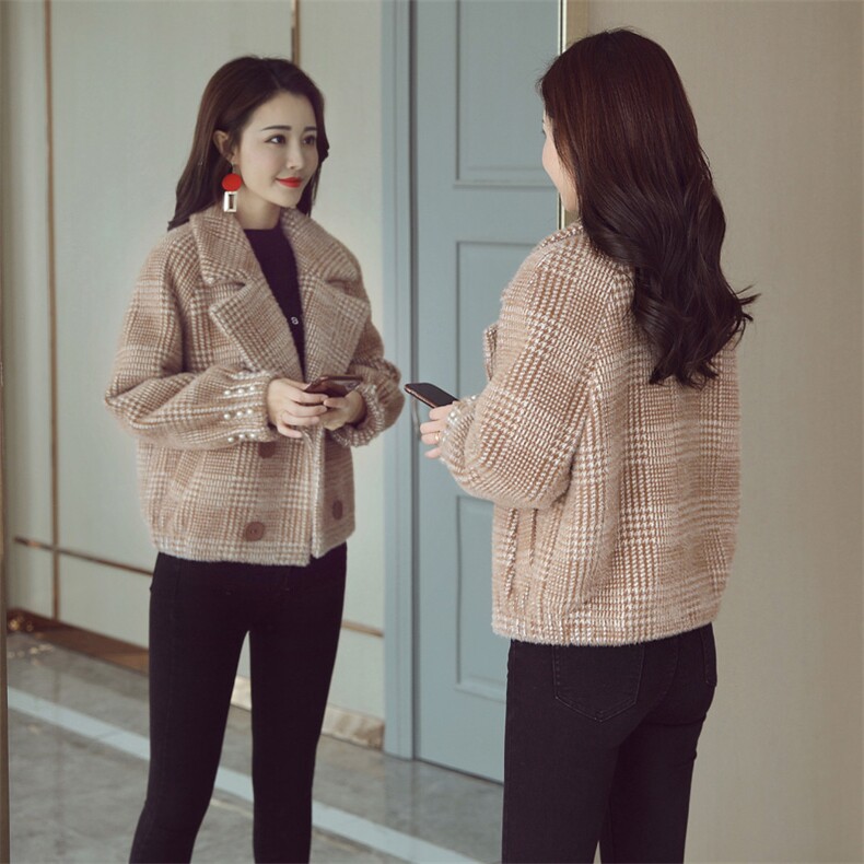 现货2022秋冬翻领格子简约舒适修身短款长袖气质优雅休闲毛呢外套，女装毛呢外套，尚洛菲