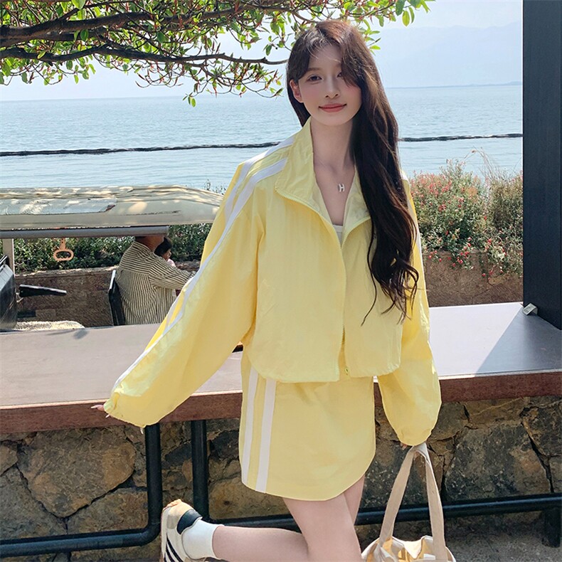 休闲运动黄色防晒半身裙套装女夏2025新款两件套小个子爆款巨好看,女装套装/套裙,2C085