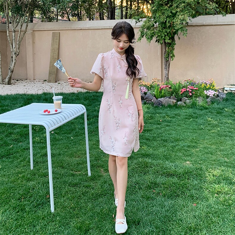 新中式盘扣收腰连衣裙女2025夏季新款气质温婉改良旗袍裙,女装连衣裙,浪娴服饰