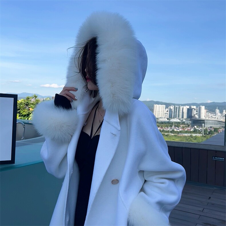 可脱卸狐狸毛领奢华气质双面羊绒大衣女小个子短款连帽毛呢外套,女装双面呢大衣,蒙绒特