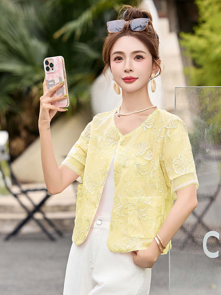 新中式外套女2025夏季新款小个子洋气刺绣复古盘扣唐装短上衣,女装短外套,韩宇舍