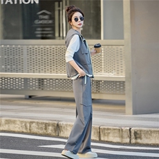 2025年秋季休闲显瘦三件套，女装套装/套裙，红依一坊