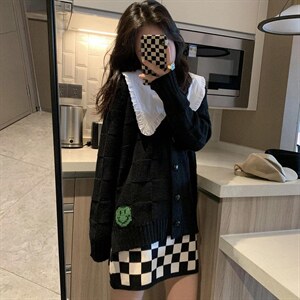 娃娃领开衫图片