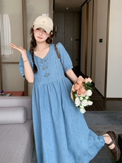 法式复古牛仔连衣裙女2025新款夏季设计感小众方领泡泡袖连衣裙子，女装连衣裙，2C258